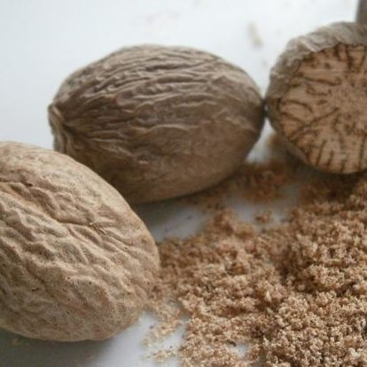 Nuez moscada entera (Islas Molucas) - 20 g